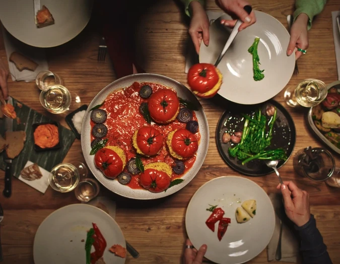 Videoproduktion mit Pizza und Zutaten