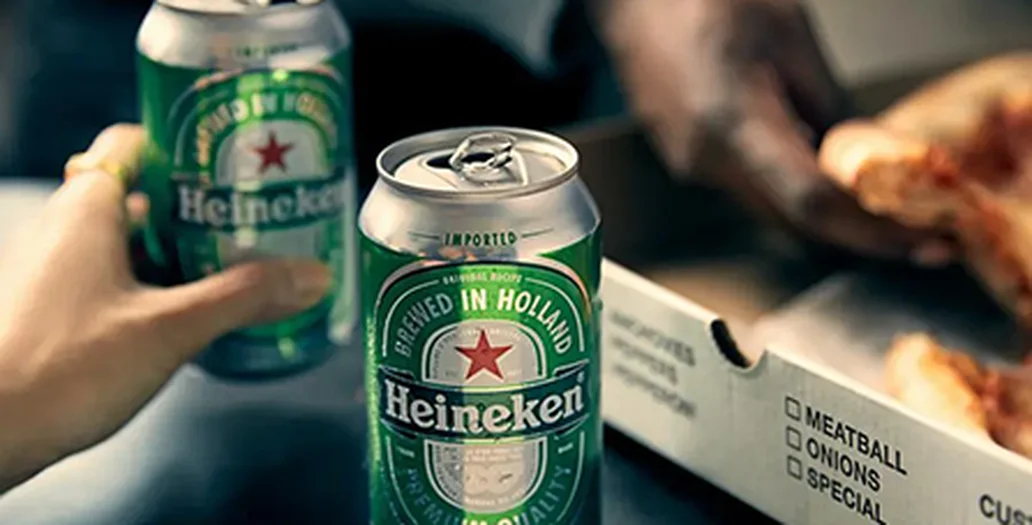 Produktfotografie mit Getränkedosen