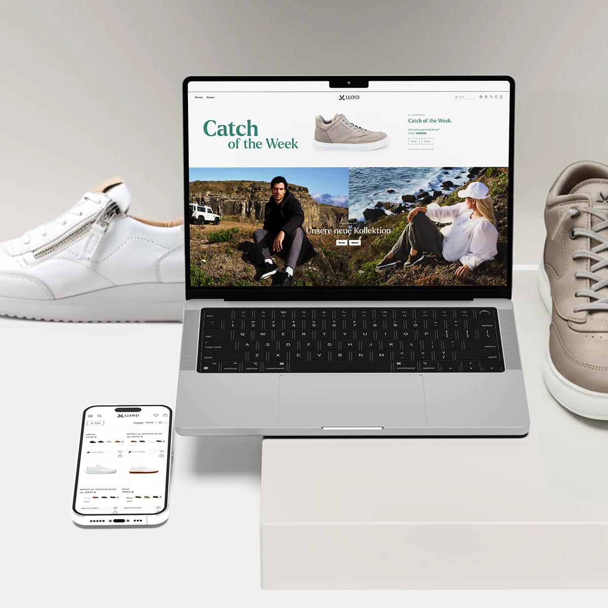 Lloyd E-Commerce-Website-Vorschau auf Laptop und Smartphone mit dem „Catch of the Week“ und der neuen Schuhkollektion in einem Lifestyle-Ambiente