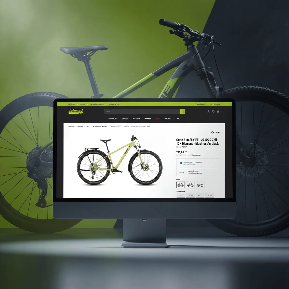 Fahrradlagerverkauf E-Commerce-Website-Vorschau auf einem Desktop-Monitor mit der Produktseite für das Mountainbike Cube Aim SLX FE