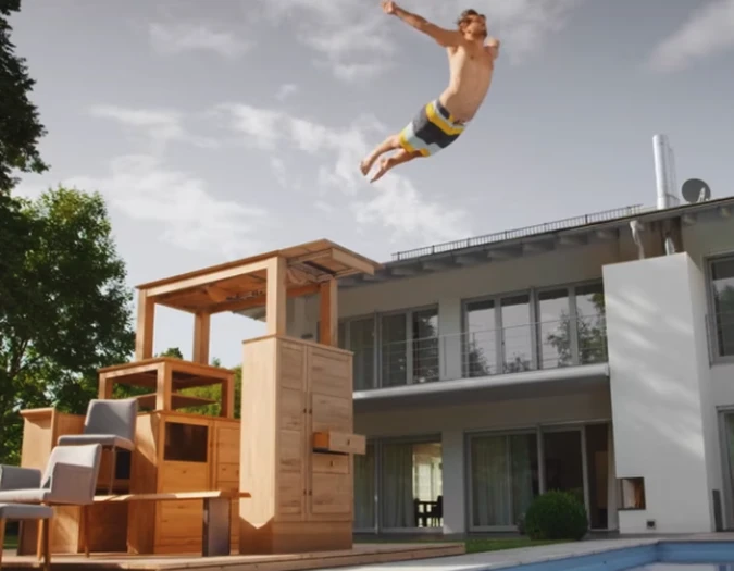 Videovorschau modernes Haus Exterieur